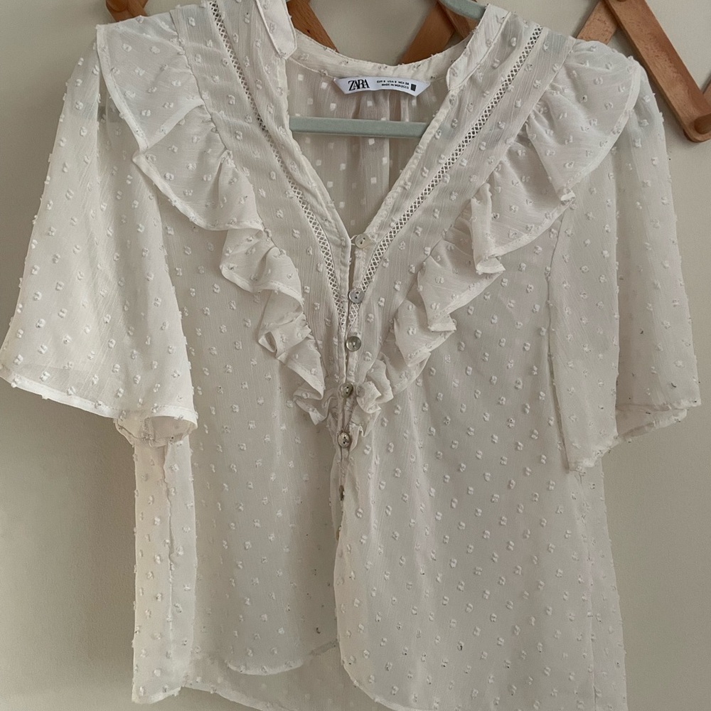 Zara Women's Cream Ruffled Top